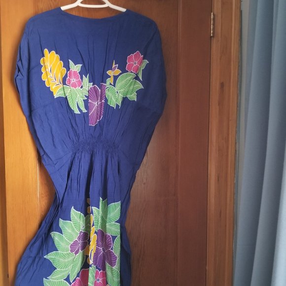 Batik, cotton kaftan dress, M, flowers & leafs, hand made, Liliyana, in TV show - Picture 1 of 7